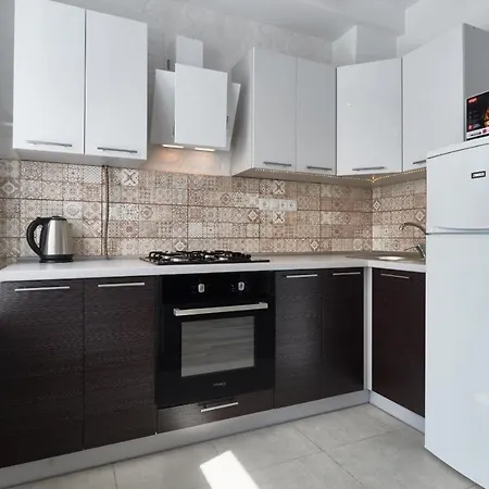 Современная 2-Комн. Дворец Украина. Kyiv Exterior photo